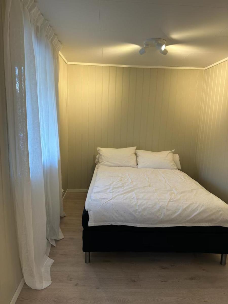 Lys Rent Og Trivelig Hybelleilighet Kristiansand Buitenkant foto