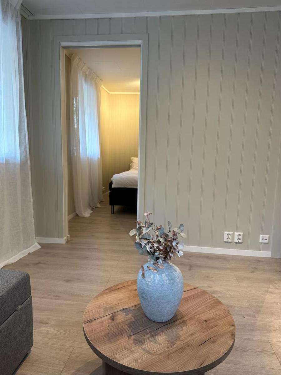 Lys Rent Og Trivelig Hybelleilighet Kristiansand Buitenkant foto